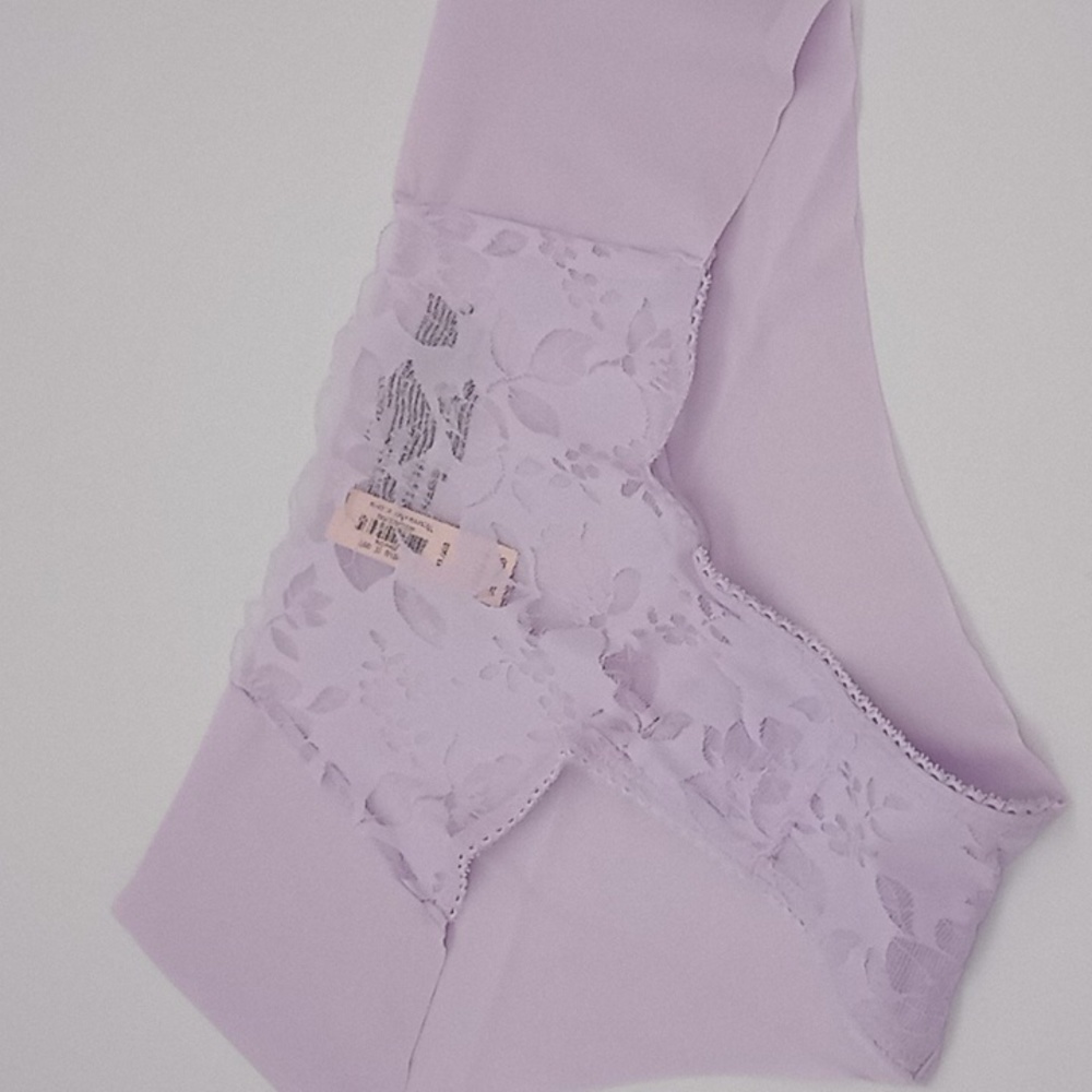 Victoria's Secret No-Show Lace Detail Cheeky Panty Perfume XL